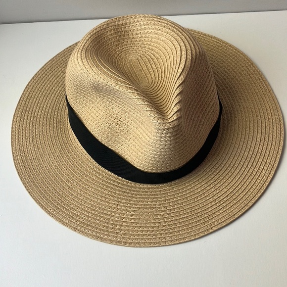 J. Crew Accessories - Classic Fedora Sun Hat